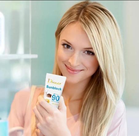 Sunblock مكافحه حروق الشمس وتبيض الجسم