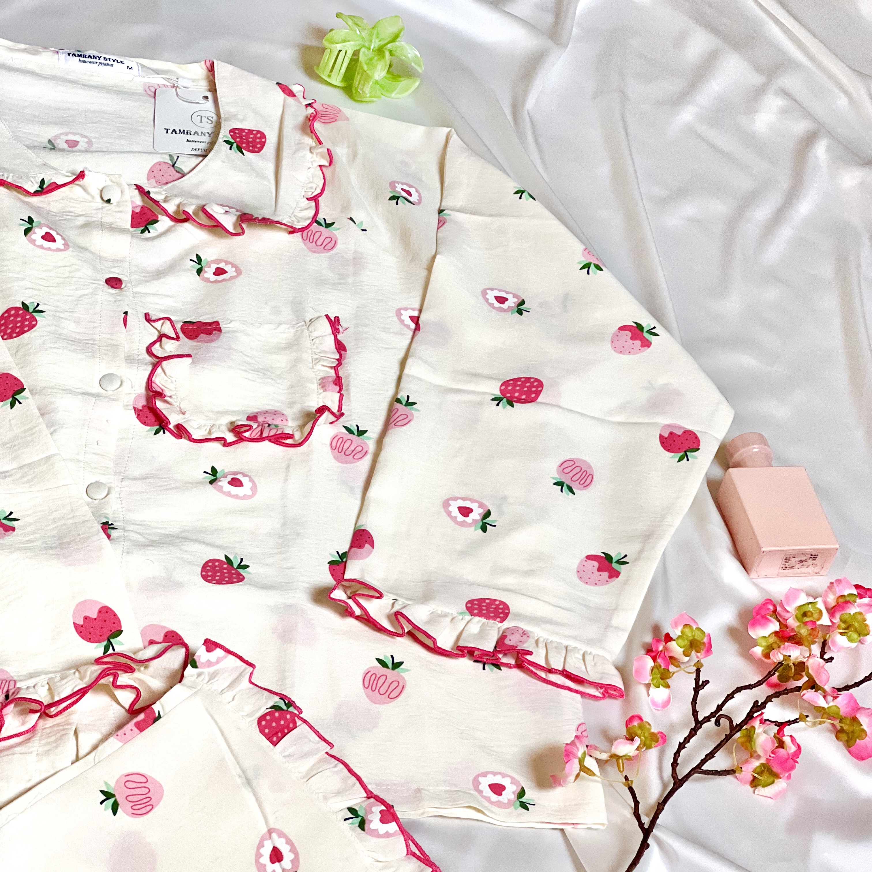 Ensemble de pyjama fraise haut et pantalon REF/2239
