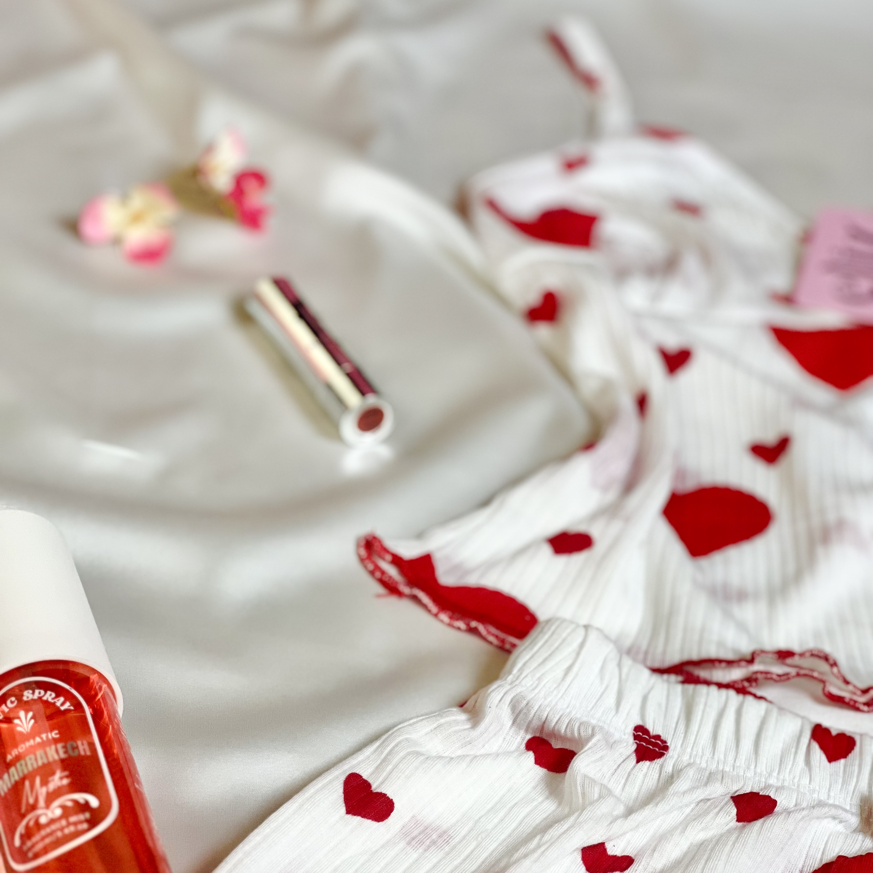Ensemble de pyjama débardeur et short avec des coeurs REF/7071-10