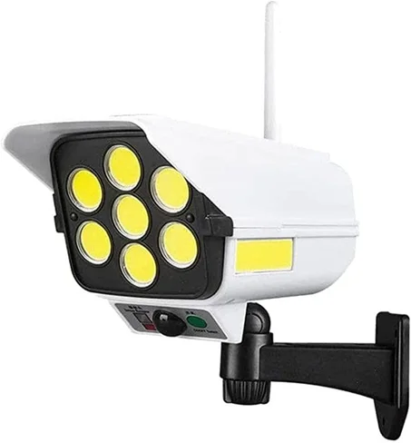 ضوء على شكل كاميرا يعمل بالطاقة الشمسية