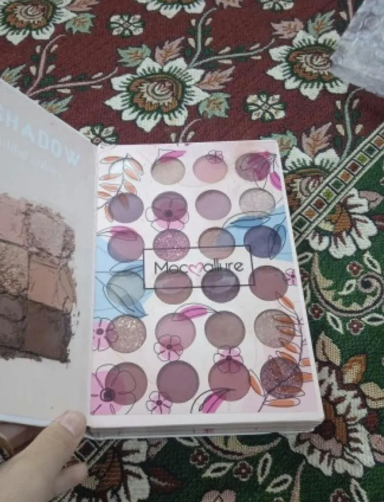 كتاب مكياج Mocallure (4 in 1) ou (5 in 1)
