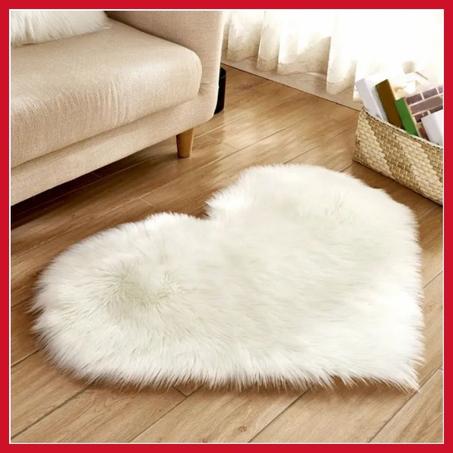 سجادة صوف أرضية مزخرفة على شكل قلب