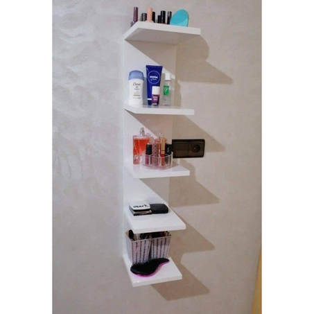 رفوف حائطية من MDF يتوفر على 5 رفوف عملية يمكن استخدامها لترتيب الكتب، العطور، مستحضرات التجميل، الإكسسوارات أو أي أدوات منزلية أخرى.