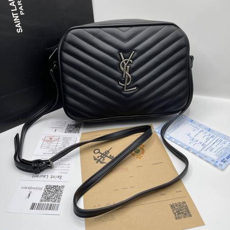 Sac Yves Saint Laurent Lou camera bag "Noir signe Argenté"