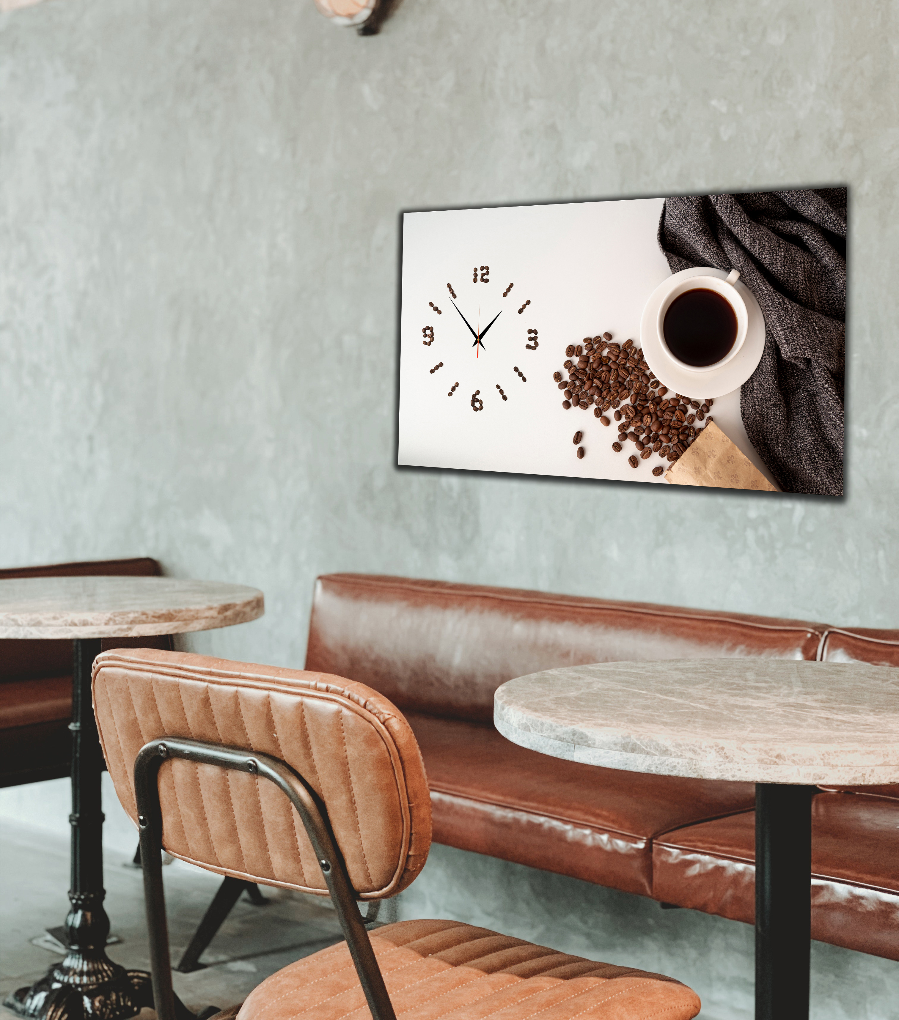 Horloge et Tableaux Café pour une Atmosphère Inspirante