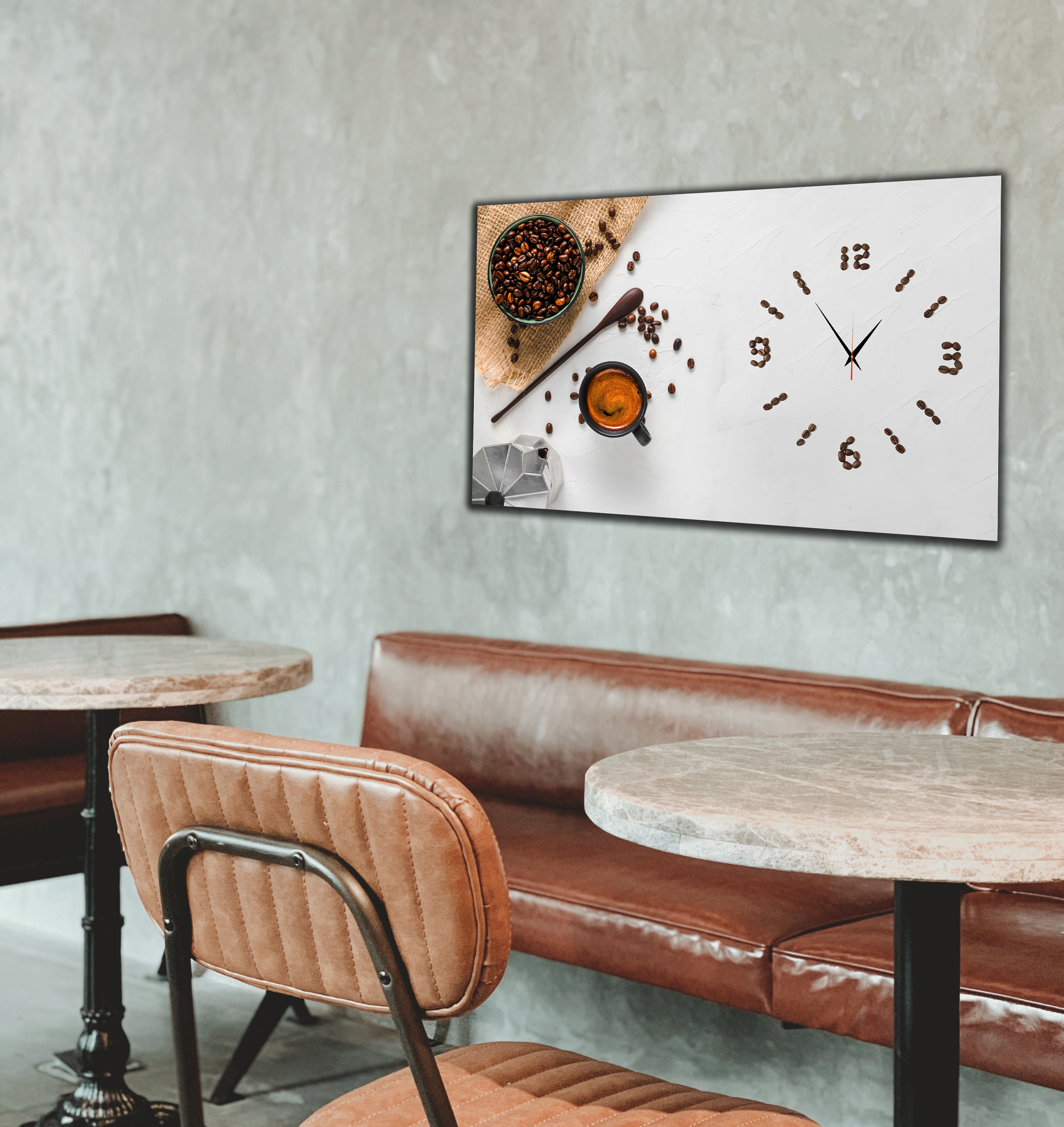 Horloge et Tableaux Café pour une Atmosphère Inspirante