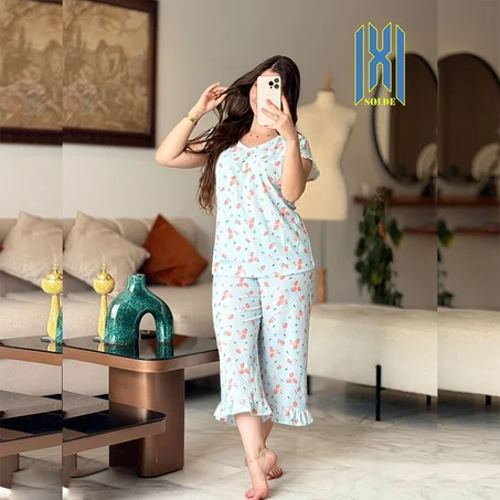 بجامة بالبونطاكور خيط