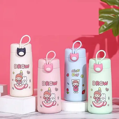 باقة من 4 قنينات مختلفة لجميع مشروبات الأطفال