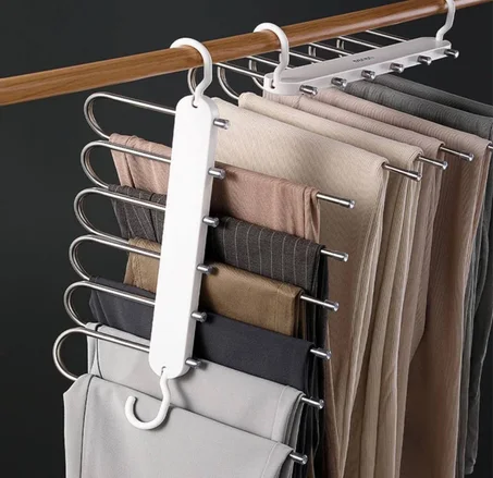 علاقة الملابس و السراويل