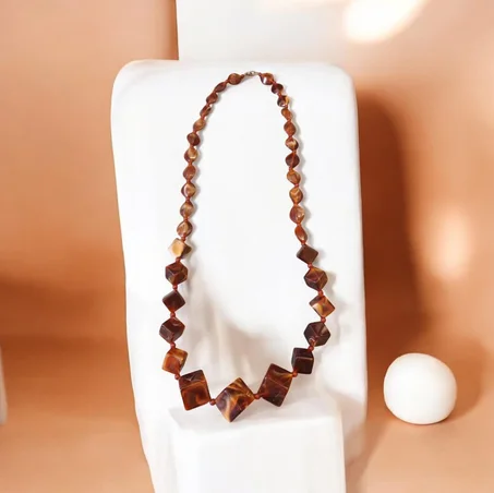 Collier Élégant