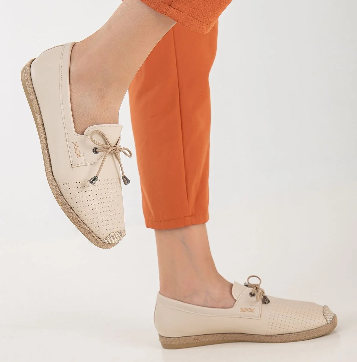 حذاء بابيت نسائي بتصميم ناعم (REF-003)