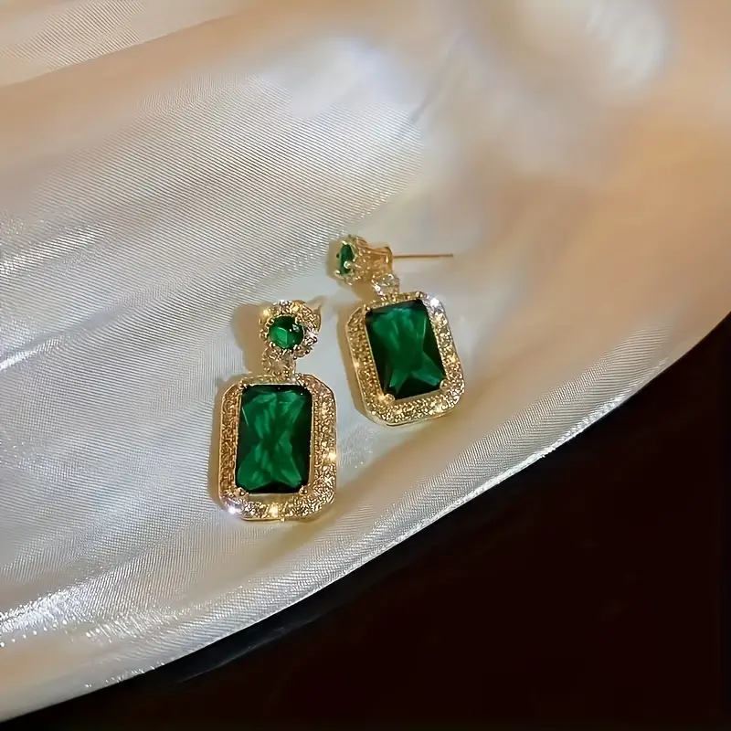 Parure carrée verte femme – Élégante & luxueuse