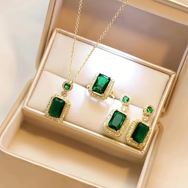 Parure carrée verte femme – Élégante & luxueuse