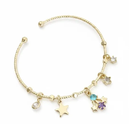 stars charm bracelet in gold