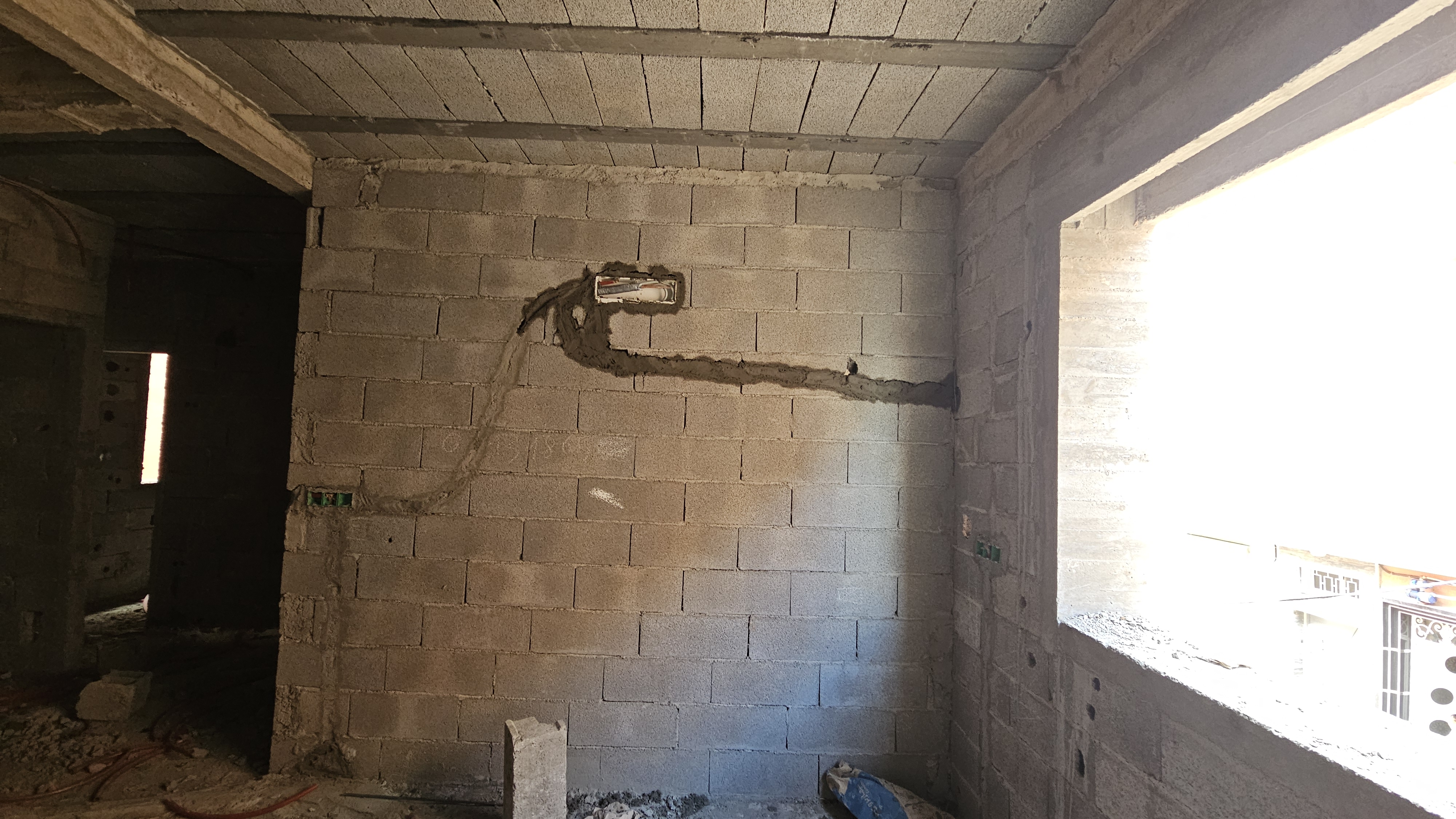 تلات شقق في مشروع في طور الإنجاز