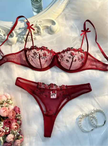 طقم لانجري نسائي مكون من قطعتين: تطريز أنيق، دانتيل زهري شفاف