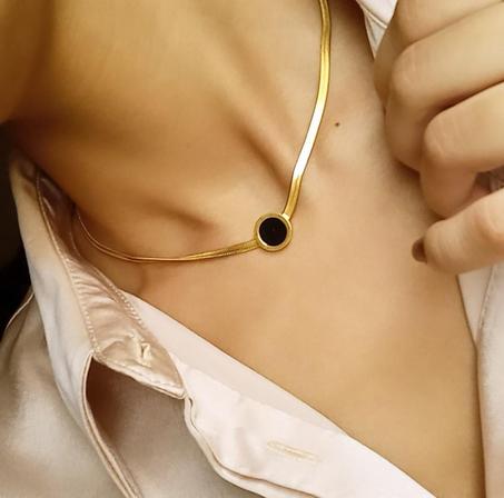 Collier Perle Noire en Acier Inoxydable ⚡