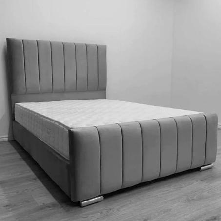 حوّل غرفة نومك إلى واحة من الفخامة والراحة مع سرير صوفيا المفروش