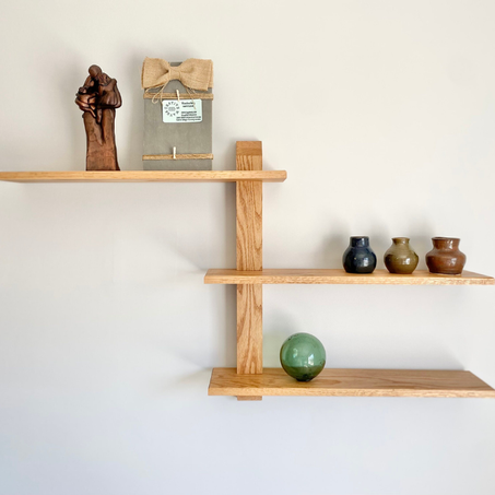 رف جداري عائم بـ3 طبقات – ترتيب وأناقة في لمسة واحدة