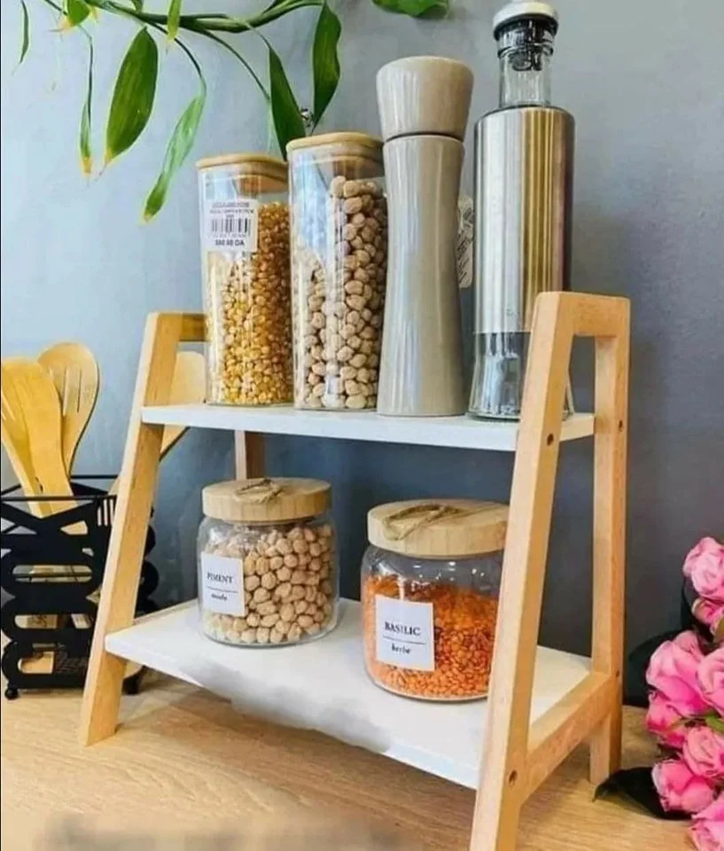 رف زينة مصنوع من الخيزران