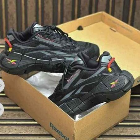 حذاء الرجال جيد ومريح