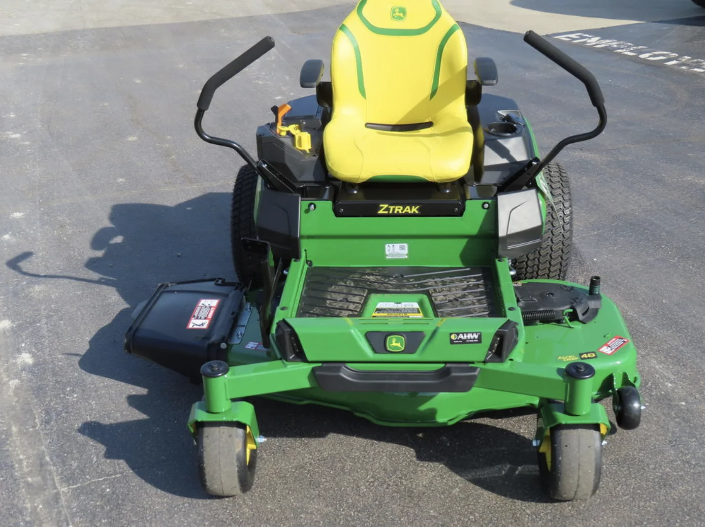 Z330R ZTrak™ Mower with 48-in. Deck