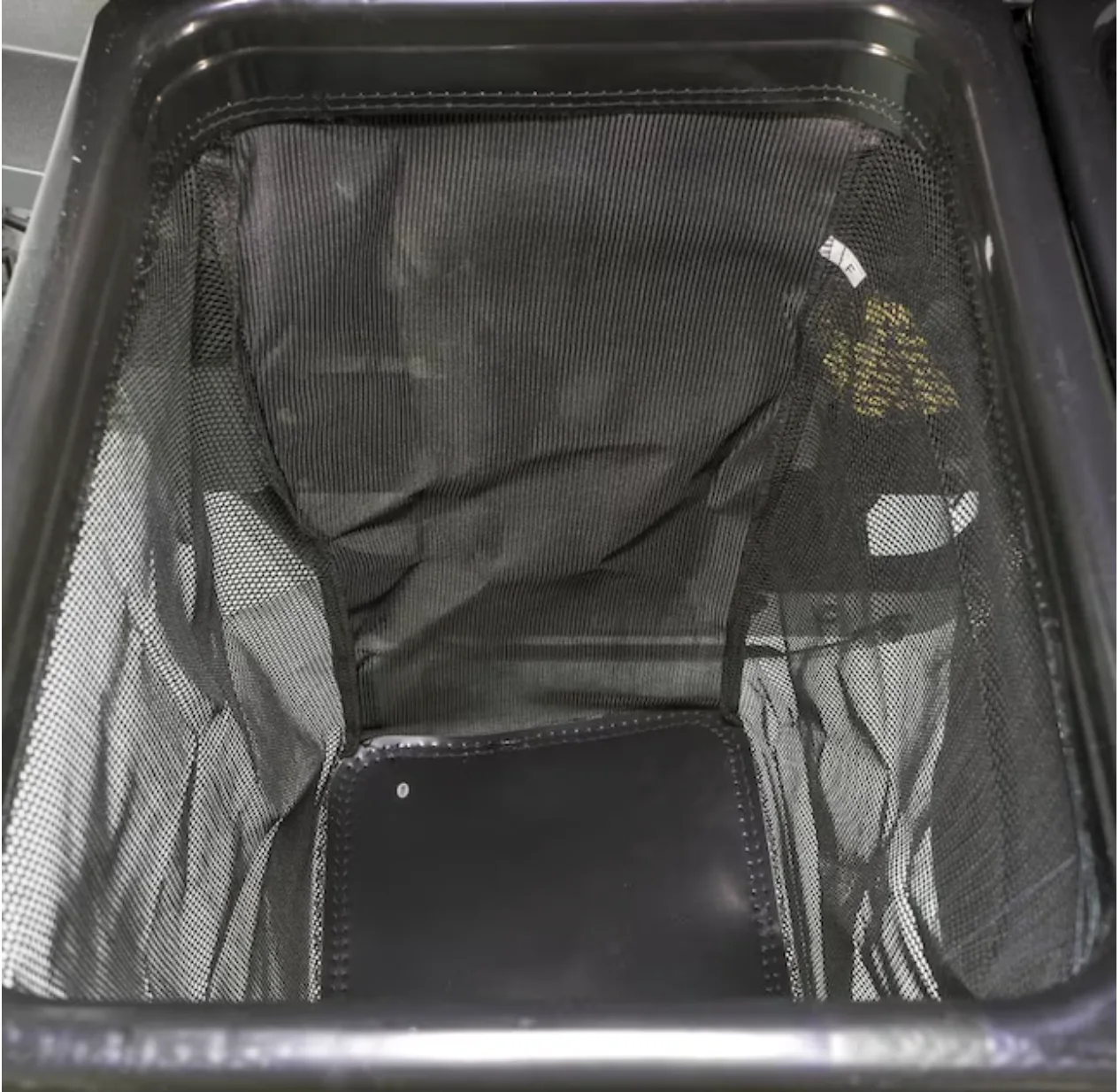 MTD Genuine Parts RZT Series 2 Bagger for Riding mower  48 -in Deck Size