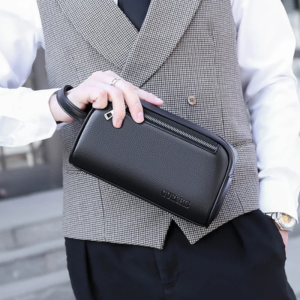 Wallets & Bags (محافظ وحقائب)