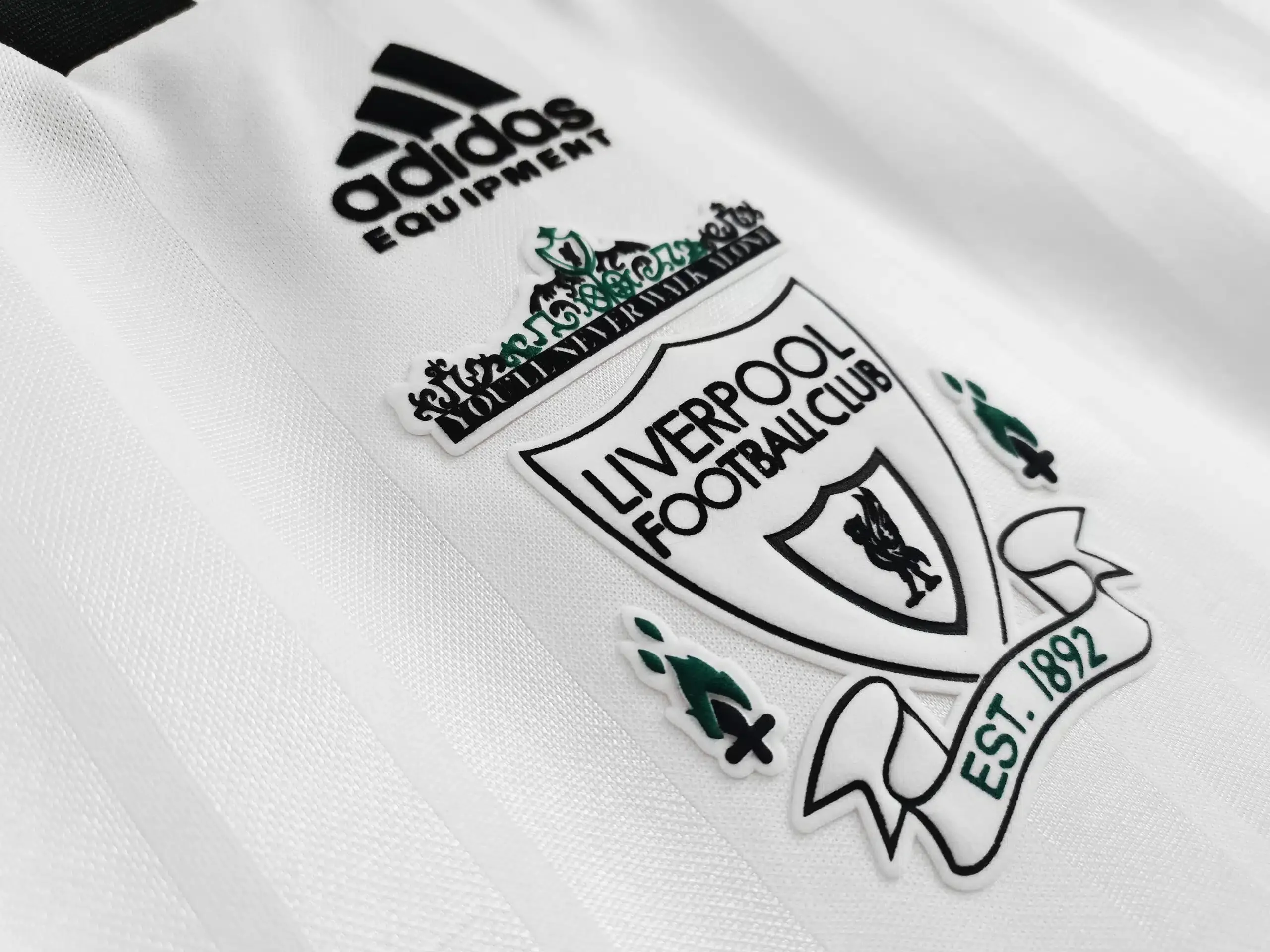Liverpool FC 1993/1995 Away Kit