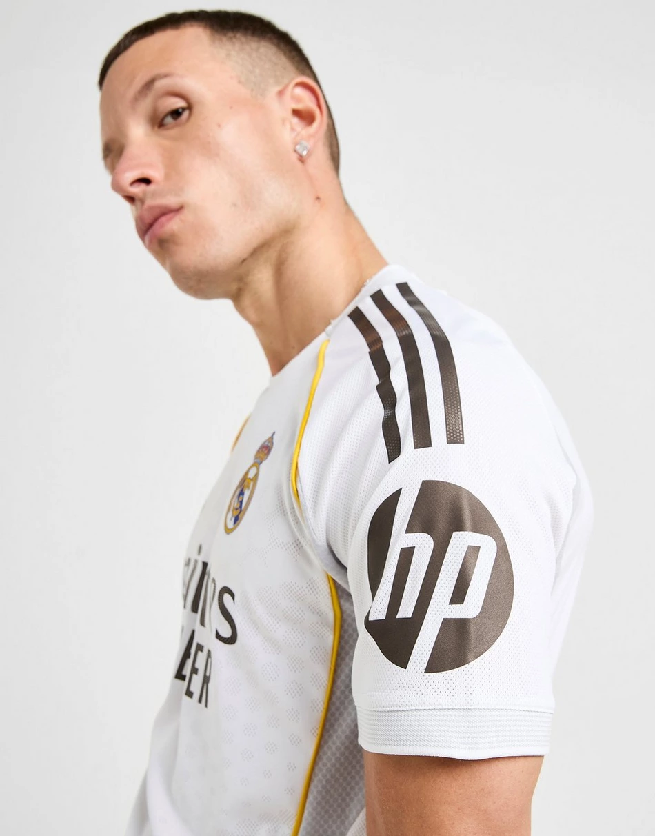Real Madrid 25-26 home Kit