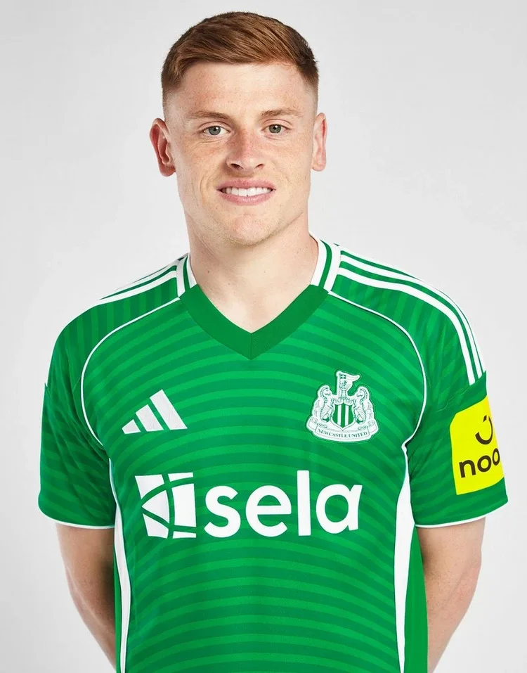 Newcastle 25-26 Away Kit