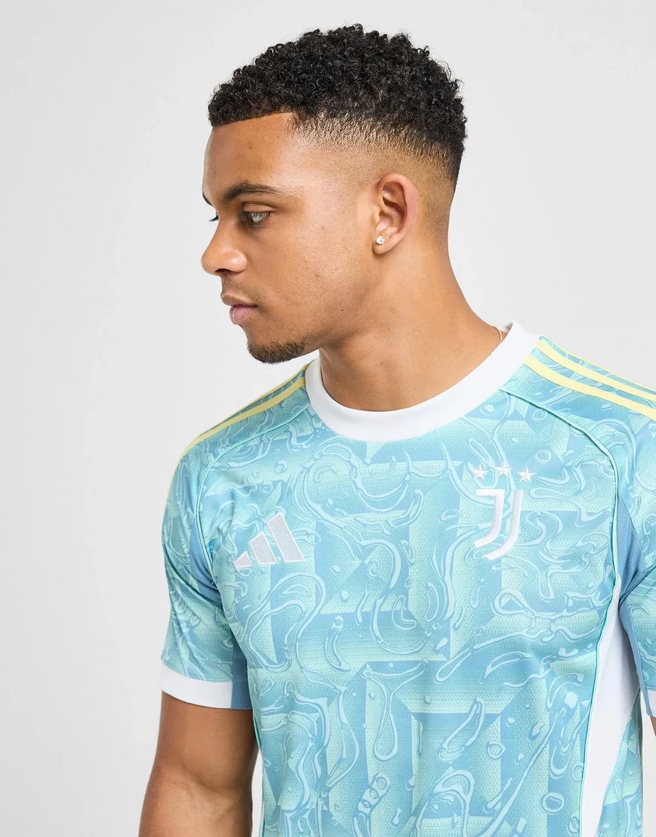 Juventus 25-26 Away Kit