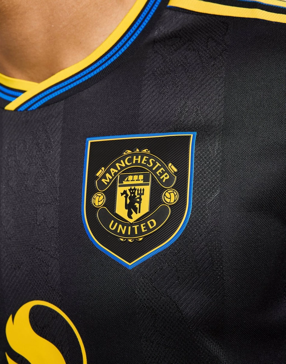 Man United 25-26 Third Kit