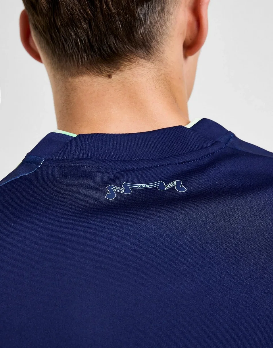 Ajax 25-26 Away Kit