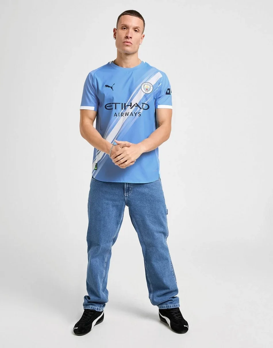 Man City 25-26 Home Kit