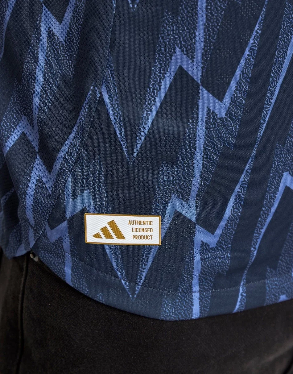 Arsenal 25-26 Away Kit