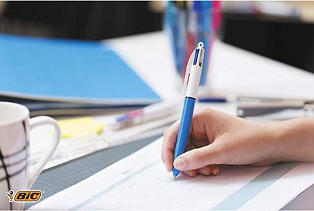 STYLO BILLE BIC 4 COULEURS ORIGINAL RÉTRACTABLE POINTE 1 MM