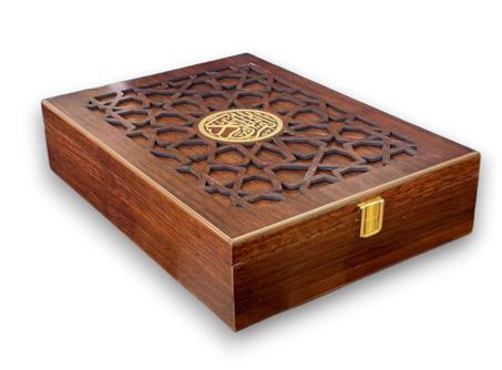 BOITE CORAN EN BOIS 25 X 35 CM