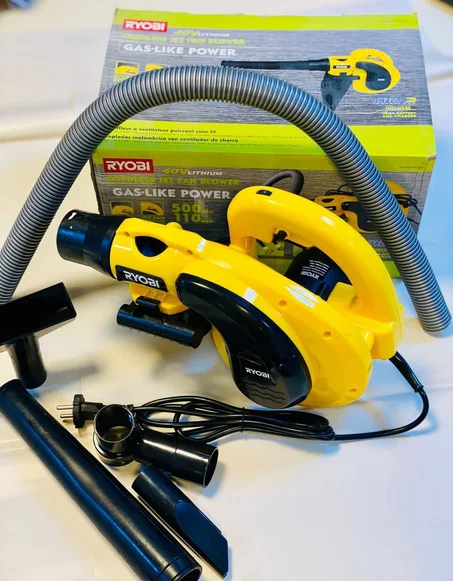 منفاخ هو بلور كهربائي سحب ودفع