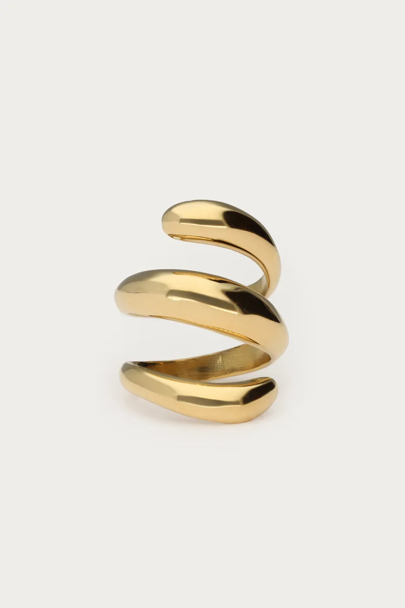 Bold statement ring spiral