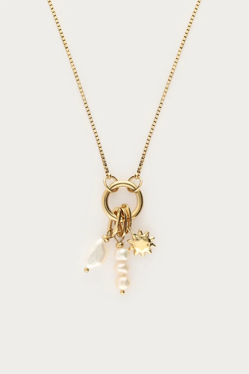 Sunrocks necklace with sun and natural pearl