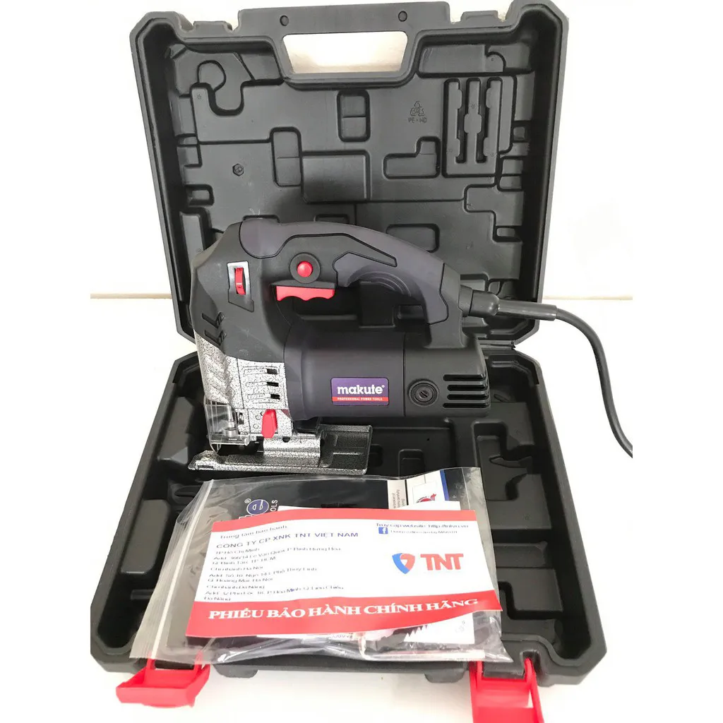 Scie sauteuse 550W avec malette Makute
