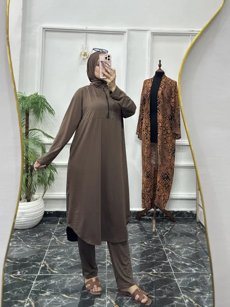 بوركيني صيفي مناسب للمحجبات و غير المحجبات بتوب بولياميد