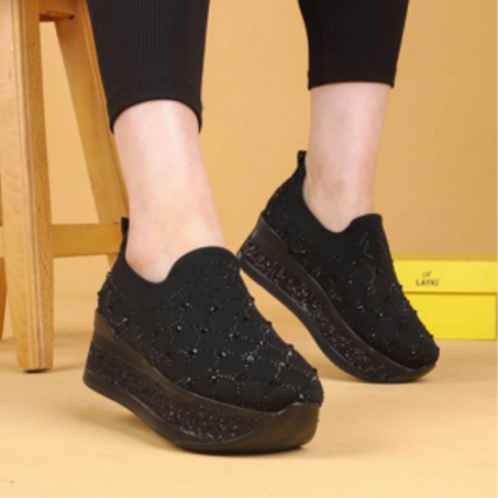 Chaussure.        احذية