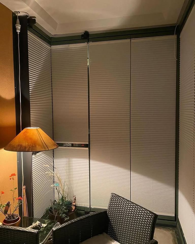 PLEATED BLINDS