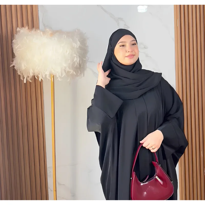 عباية مريم – أناقة يومية بلمسة راقية