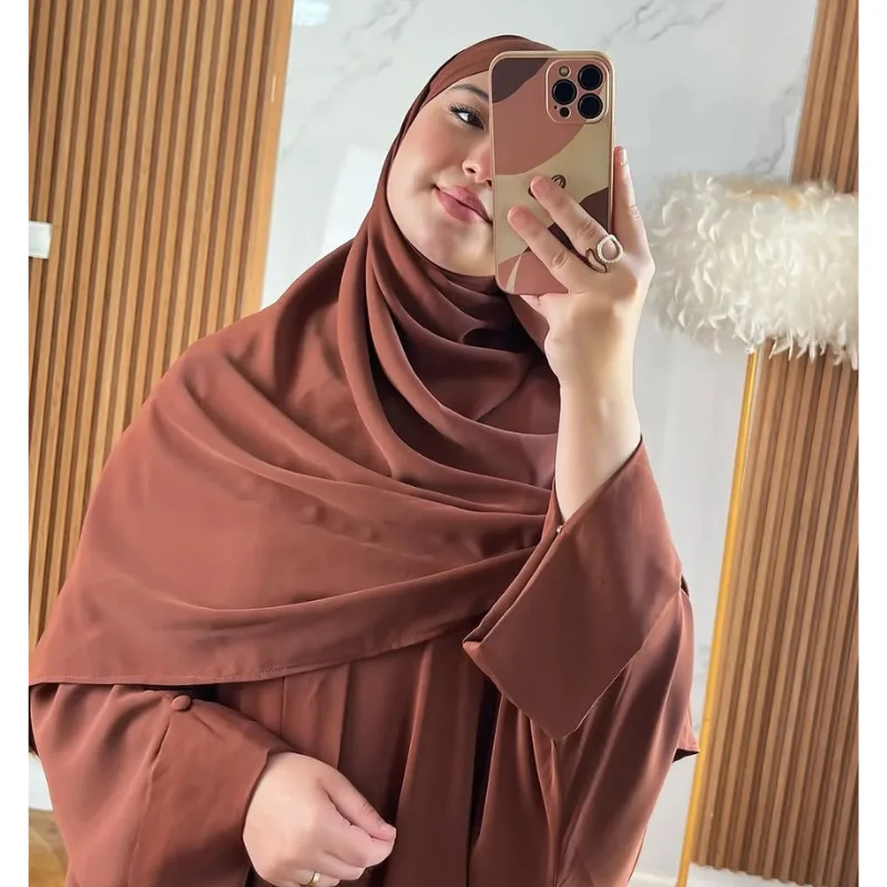عباية مريم – أناقة يومية بلمسة راقية