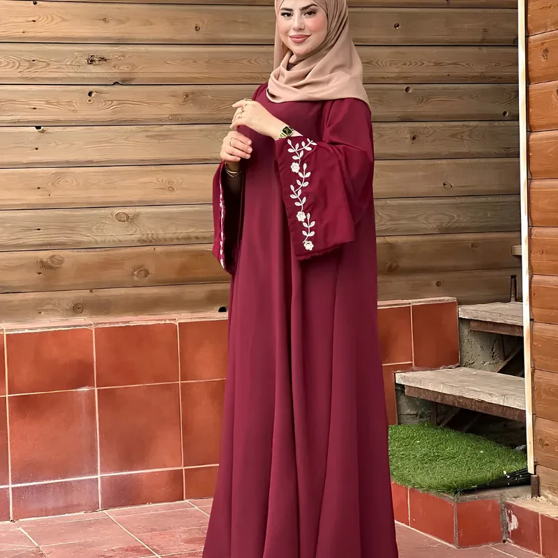 عباية تسنيم الفاخرة - تصميم عملي وأنيق