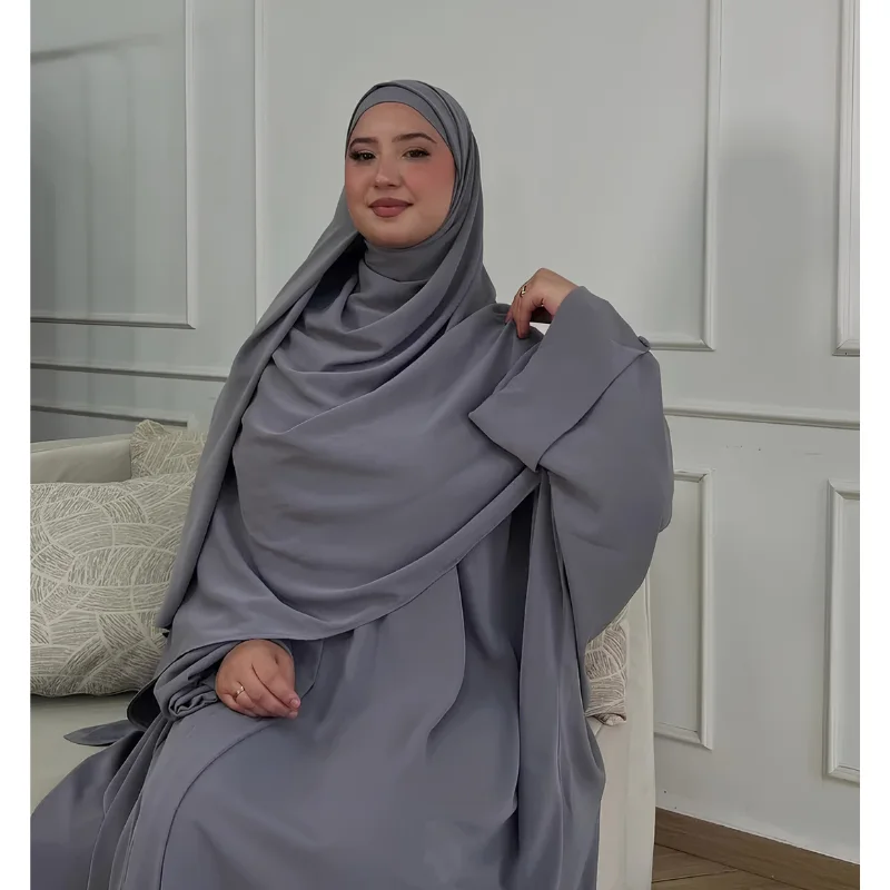 عباية مريم – أناقة يومية بلمسة راقية