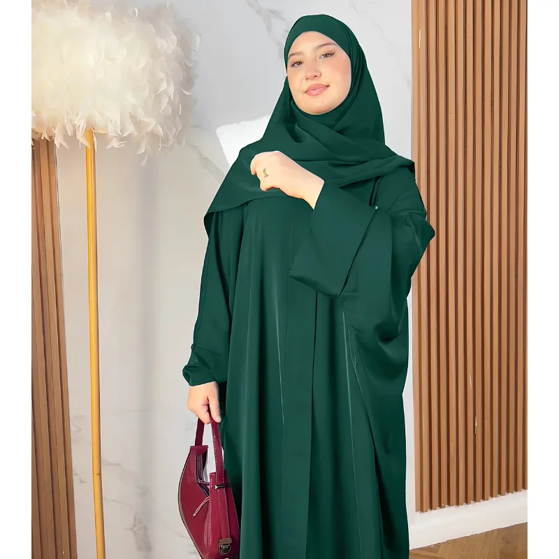 عباية مريم – أناقة يومية بلمسة راقية